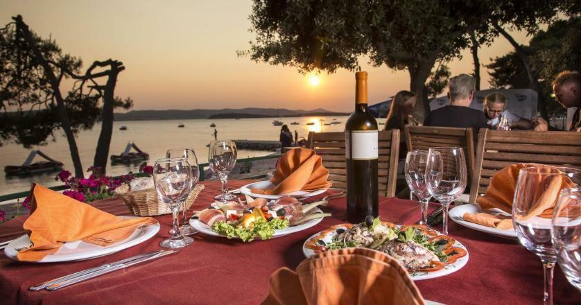 Mobile Homes Crystal Camping 4*