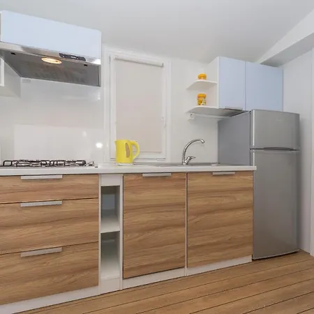 Mobile Homes Crystal Biograd Na Moru Exterior photo