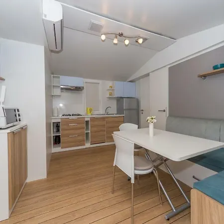 Mobile Homes Crystal Biograd Na Moru Exterior photo